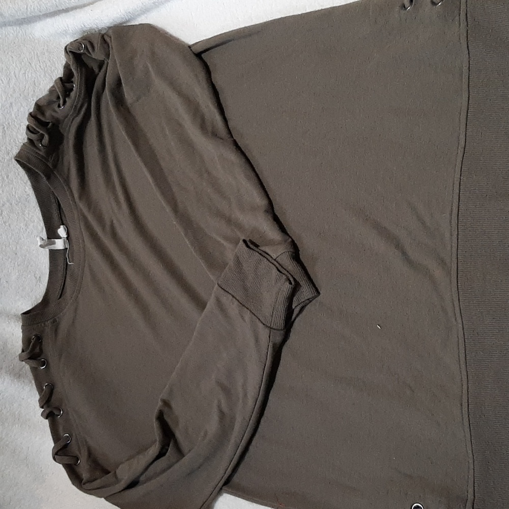 Long sleeve shirt